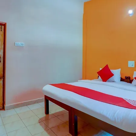 Oyo 62737 Alfa Guest House